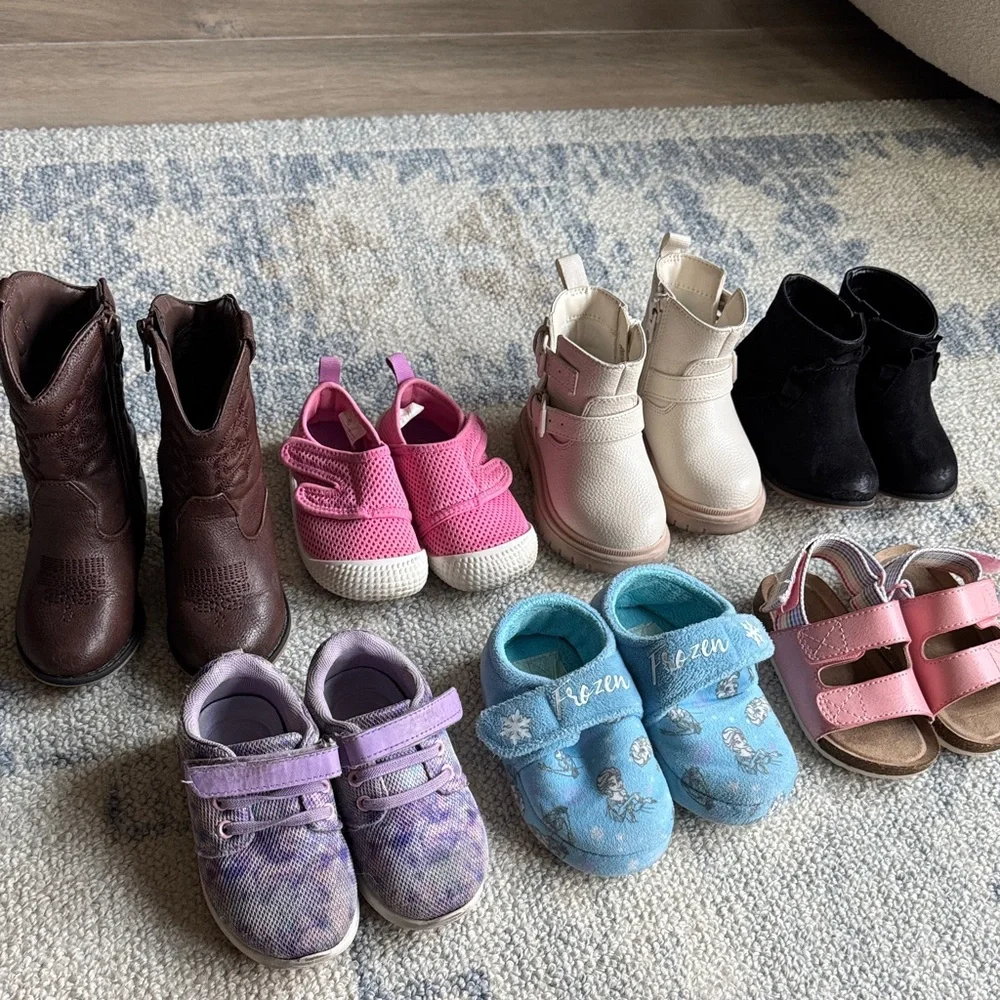 Cat & Jack Girls Boots and Shoes - Brown, Pink, Cream, Black, Purple, Blue - Picture 3 of 3